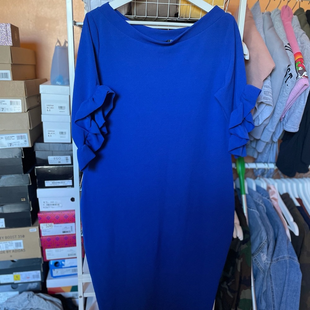 Royal Blue Boohoo Dress - Curvy